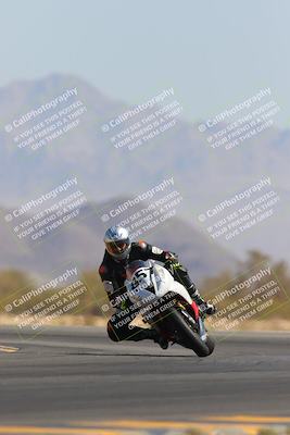 media/Apr-09-2023-SoCal Trackdays (Sun) [[333f347954]]/Turn 14 (1015am)/